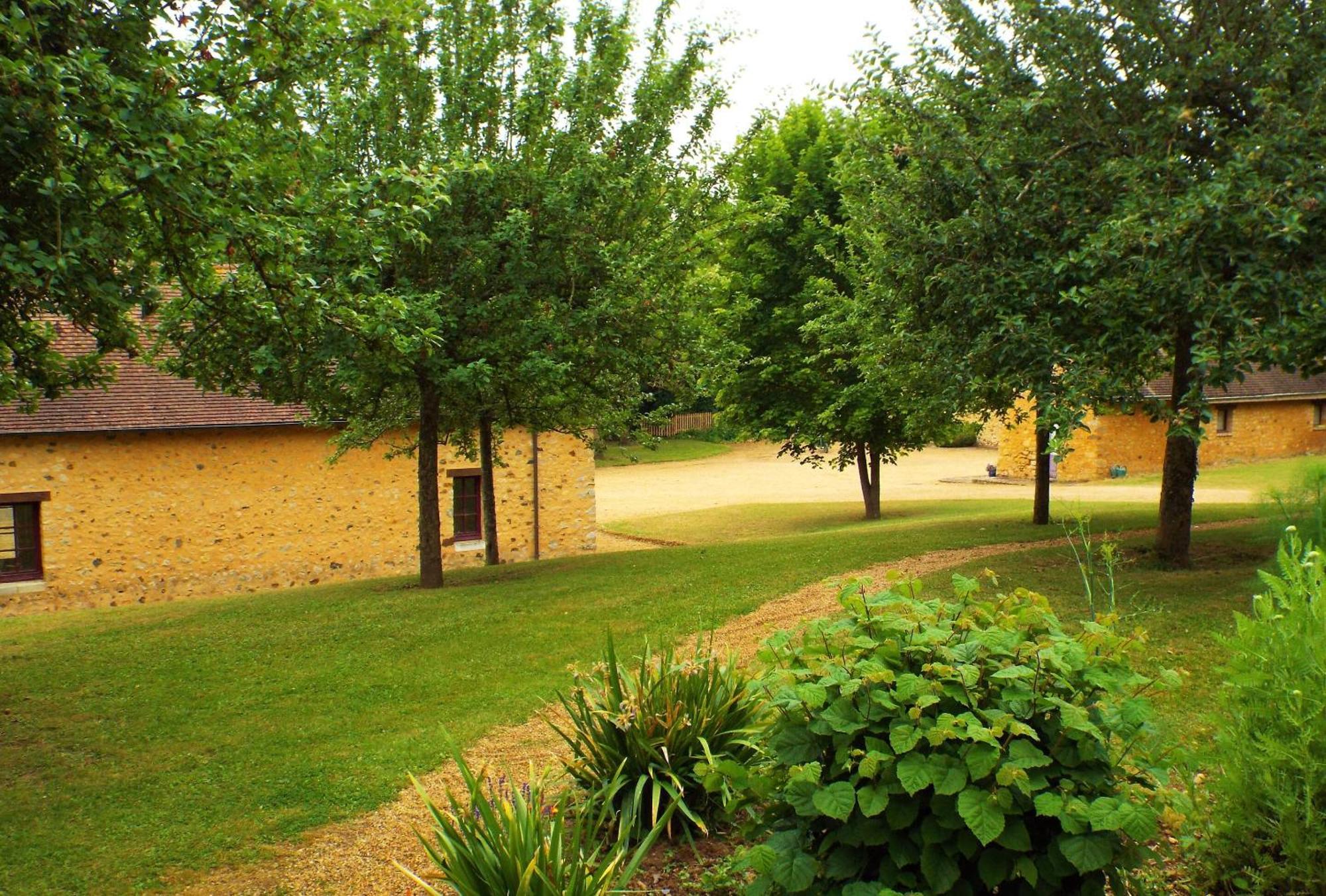 Paulanosa Gite Asnieres-sur-Vegre Екстериор снимка